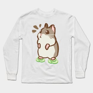 Cute Hamster Standing at the top of the cucumber Long Sleeve T-Shirt